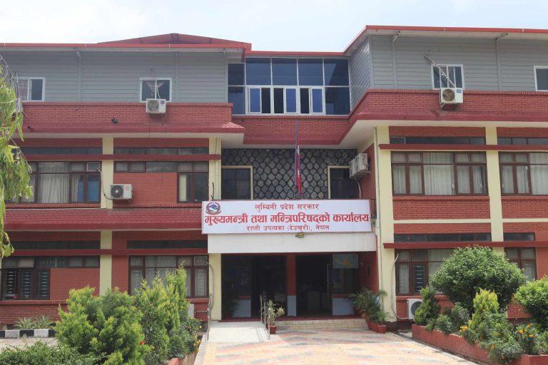 received_8954070671352125